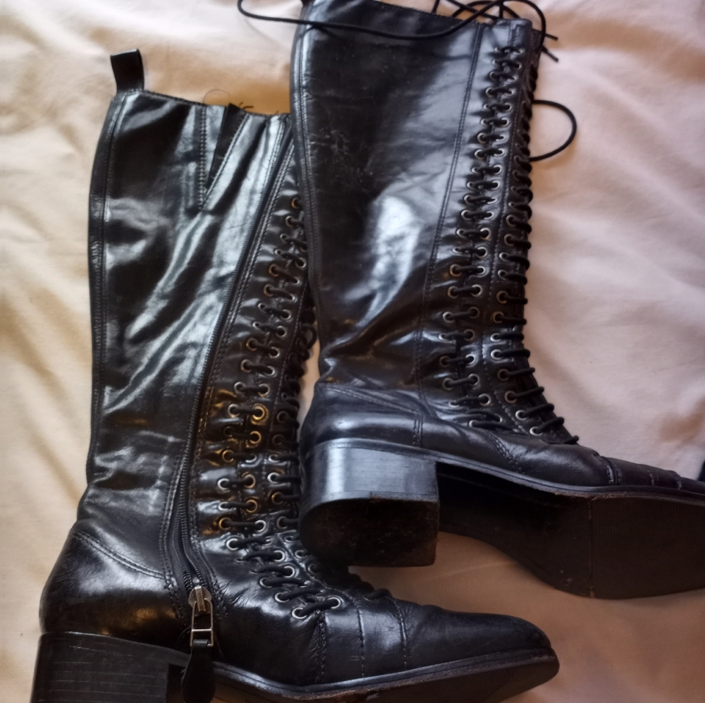 Pris La Voiture Knee High Boots